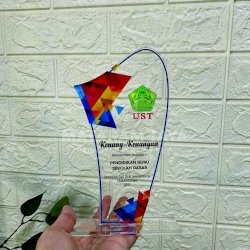 PLAKAT AKRILIK MAGANG UST